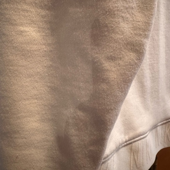 Nike Dri-FIT White Crewneck - Picture 10 of 10